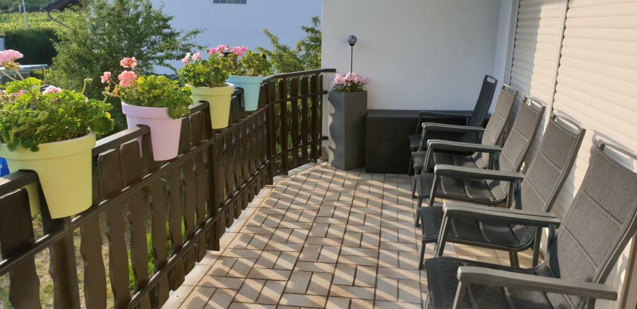 Apartment Weingut Leis *